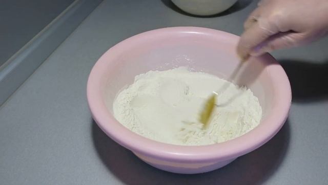 ИДЕАЛЬНОЕ ТЕСТО ДЛЯ ЖАРЕНЫХ ПИРОЖКОВ / БЮДЖЕТНЫЙ РЕЦЕПТ БЕЗ ЯИЦ смотреть онлайн