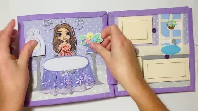 Развивающая книга из фетра и ткани с куклой. Домик из фетра.