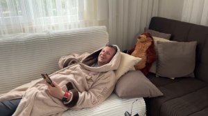 ЖАРЮ ОЛАДЬИ НА ОБЕД. КОРМЛЮ МУЖА / АРИНА БЕЛАЯ