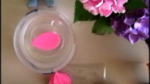 МОЛДЫ для фоамирана своими руками. Легко и быстро. Молды из горячего клея, попробуйте, получится ;)