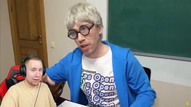 ТикТак смотрит Влада А4  / УГАР