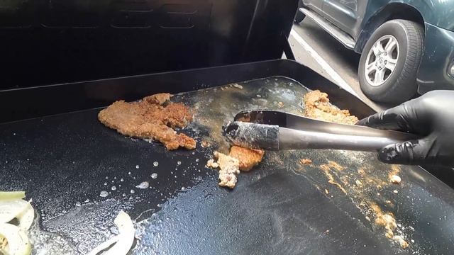 IS THIS OUR WORST GRIDDLE COOK YET, OR WERE WE PLEASANTLY SURPRISED BY LIVER AND ONIONS? смотреть онлайн