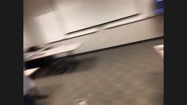 Touchless Openings Series LCN/Falcon Operators смотреть онлайн