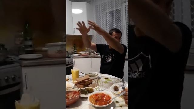 Байка про чаек на Одесском Привозе смотреть онлайн