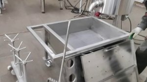 Пресс-тележка 170л и Механический пресс для 3 сырных головок.mp4