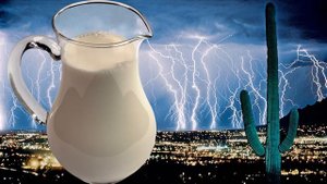 Почему молоко киснет в грозу?