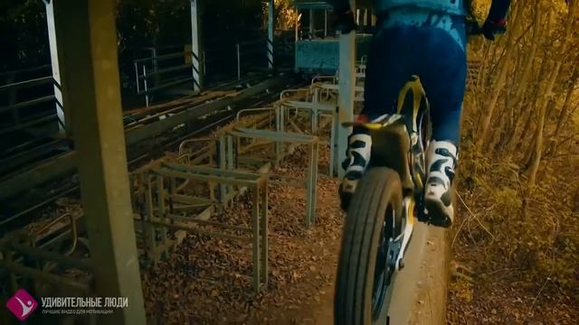 #Покатушки, крутые #трюки на питбайке?? смотреть онлайн