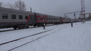16 вагонов: поезд № 63/64 Псков – Москва на станциях Псков-Пассажирский и Псков-Товарный