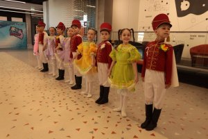 БРАВЫЕ ГУСАРЫ. Ансамбль ВЕСЕЛИНКА, Уфа. Полуфинал конкурса СИЯЙ, 14-16 апреля 2023 г, Казань