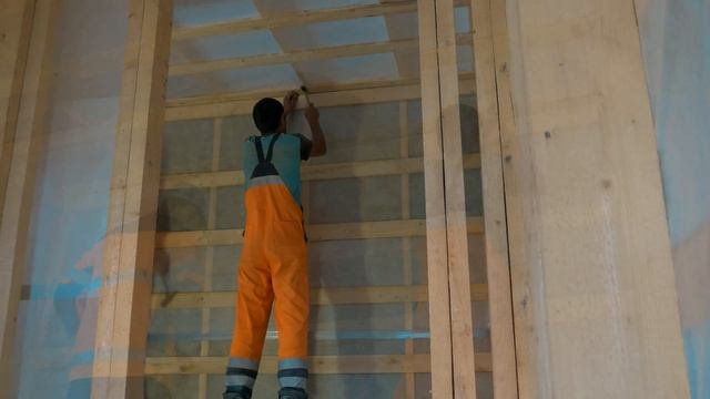 Каркасный дом с террасой. Отделка дома виниловым сайдингом. смотреть онлайн