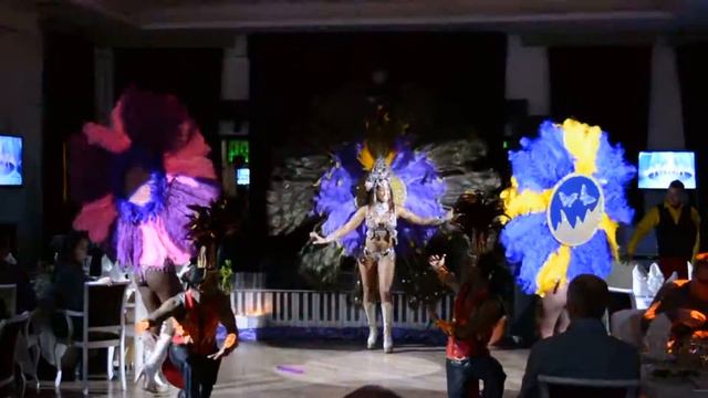 Brazilian Show - samba with "VIP feathers"! December 2015 смотреть онлайн
