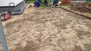 Подготовка основания под БЕТОНИРОВАНИЕ отмостки и парковки авто
