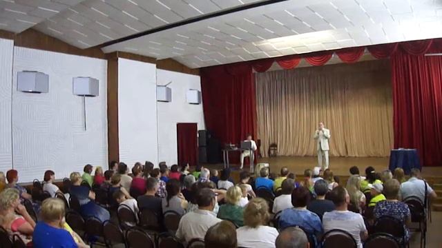 Михаил Слуцкий читает свои стихи о Санатории Кирова в Ялте