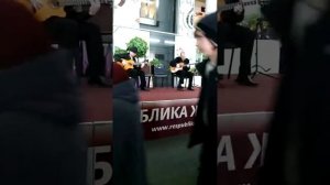 Дуэт "Con Brio" г. Нижний Новгород, т/ц "Республика" 06.04.2014г.(№8)