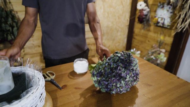 florist vlog #46【ボタニカルアロマキャンドル＆フラワーアレンジ】보태니컬 아로마 테라피 양초 꽃꽂이 смотреть онлайн