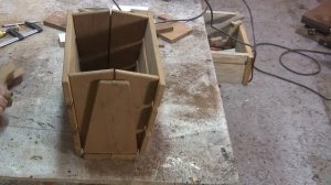 Раскладной стол-корзинка из дерева. Folding table - basket