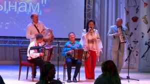 Марийский танец. Радуют  С. Ямбаев, Ю.Иликаев и Светлана Каншаева