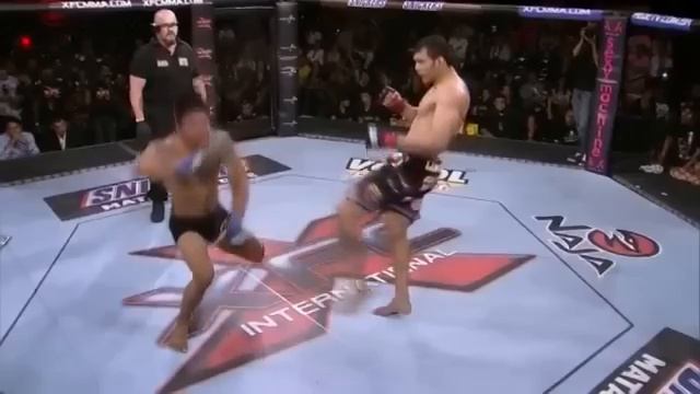 Жесткий фронт кик(Hard front kick) смотреть онлайн