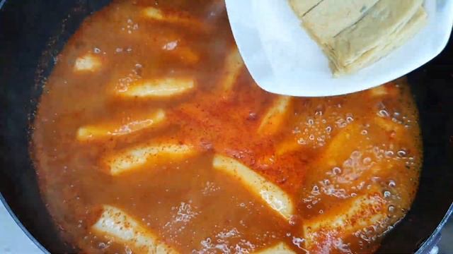 #Популярная_корейская_кухня/#ТТОКПОККИ/Tteokpokki/떡볶이/#Корейская_уличная_еда смотреть онлайн