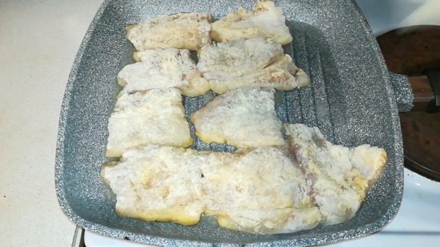 ?Жареный пангасиус. Готовится очень быстро.Fried fish "Pangasius". смотреть онлайн