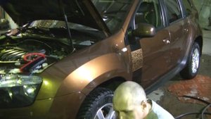 Renault Duster,как правильно установить расширители колесных арок.