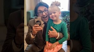 7 лет назад она появилась у Галкина на шоу «Лучше всех», как сейчас выглядит Ева Смирнова