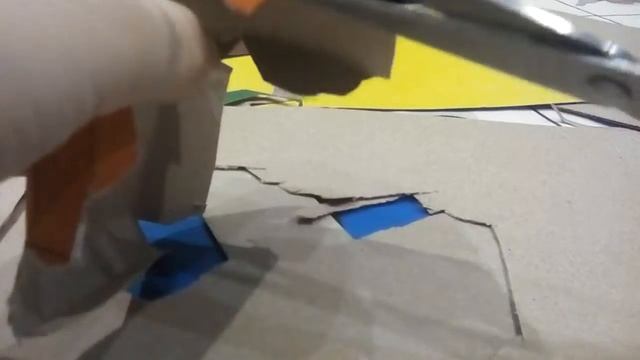 Как сделать телефон из картона смотреть онлайн