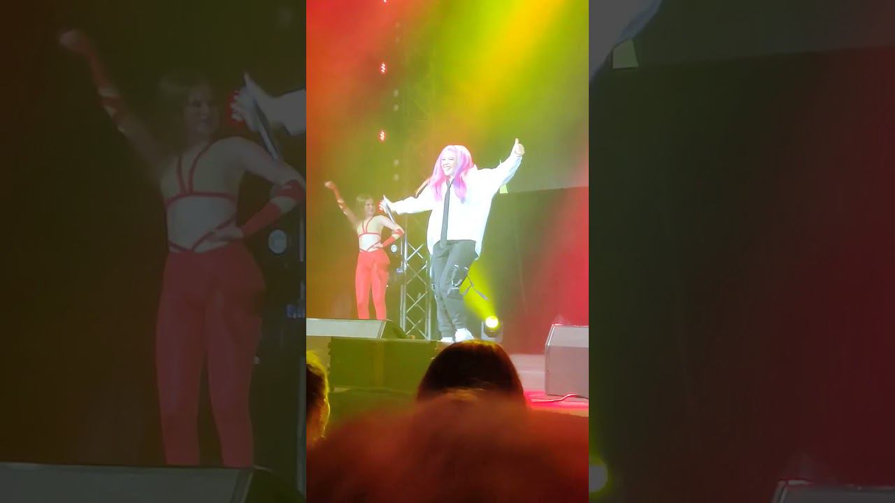 Дискотека 90х-00х в Краснодаре. Группа Вирус. 05.01.24г. смотреть онлайн