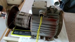 Генератор из асинхронного двигателя 4 кВт. Двойная экономия магнитов.