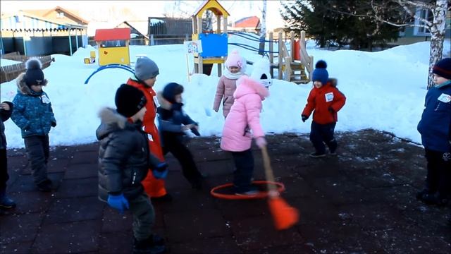 Подвижная игра 4D "Помело" смотреть онлайн