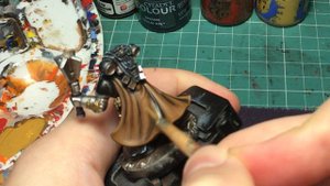 КАК ПОКРАСИТЬ КОЖАНЫЙ ПЛАЩ НА МИНИАТЮРЕ WARHAMMER 40,000 И ДРУГИХ МОДЕЛЯХ