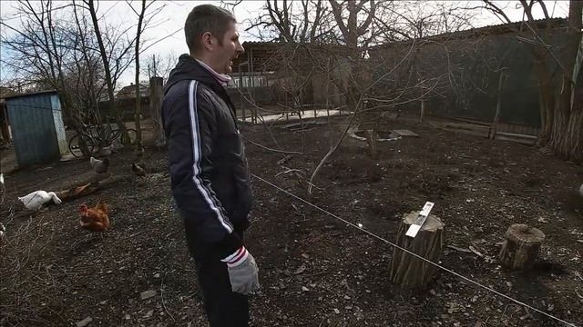 Надо наверстать время, скоро огород! смотреть онлайн