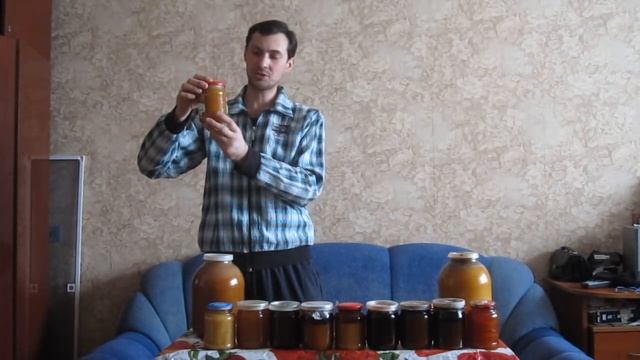 Как выбрать качественный мёд.Какой мёд самый лучший,советы пчеловода.8-летняя коллекция мёда. смотреть онлайн