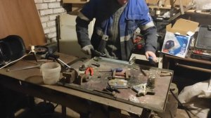 Как отремонтировать старые тиски. Самоделки для мастерской. #Самоделки #Тиски #Ремонт_тисков