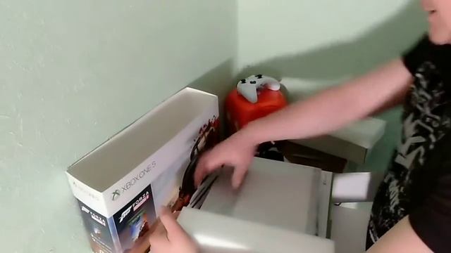 Распаковка XBOX ONE S смотреть онлайн