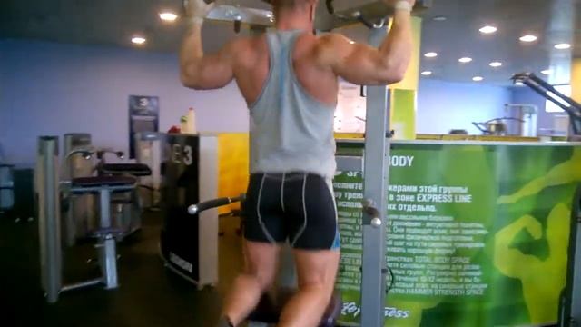 Подтягивания на гравитроне смотреть онлайн