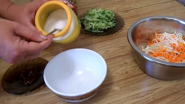 Китайский салат с грибами Эноки (凉拌金针菇). Chinese salad with mushrooms Enoki.