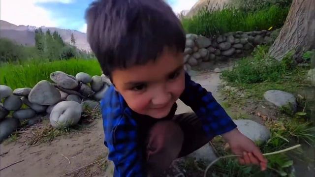 Muhammad Sheraz ki bachpan ki video | Muhammad Shiraz village vlog |@shirazi786 @Mrxnaddyy смотреть онлайн
