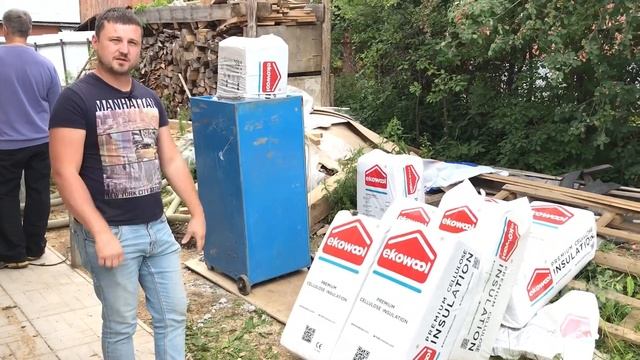 Утепление  дома премиальной Эковатой Ekowool (Латвия). Эковата премиум.