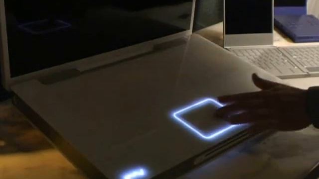 T3 gets up close with Fujitsu's DJ notebook смотреть онлайн