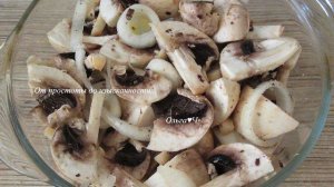 Шампиньоны с луком в микроволновке