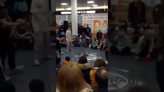 Танец на батлах г.Кострома, февраль 2016 смотреть онлайн