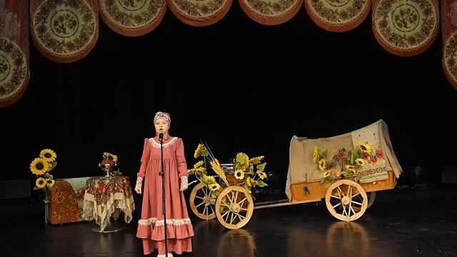 Алиса Лаврова – «Рассыпала Маланья бобы» (русская народная песня)