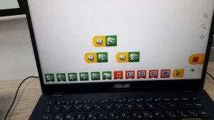 робот крушитель