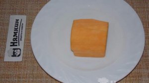 Сладкий омлет с тыквой на сковороде