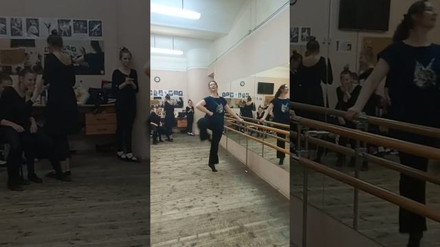 Комбинация на подготовку к верёвочке.