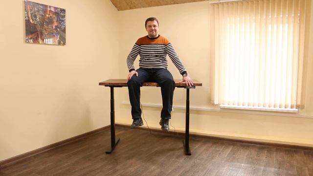 Тест стола (вверх) с электро-регулировкой высоты смотреть онлайн