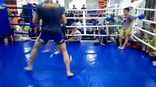 Азирет Маленький тренер