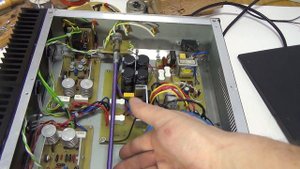 Собрал усилитель. Assembled the amplifier.
