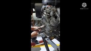 crankcase cover removal v- type engine vanguard 4 stroke engine, oil leak from crankcase gasket.